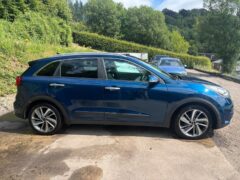 2017 KIA NIRO 1.6H GDI FIRST EDITION SUV — photo 3