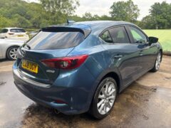 2018 MAZDA MAZDA3 2.0 SKYACTIV-G SPORT NAV HATCHBACK — photo 4