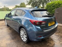 2018 MAZDA MAZDA3 2.0 SKYACTIV-G SPORT NAV HATCHBACK — photo 6