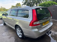 2015 VOLVO V70 2.0 D4 SE LUX ESTATE — photo 6