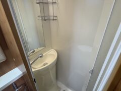 AUTO-TRAIL EXCEL 600B mOTORHOME — photo 8