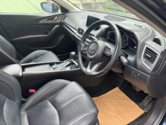 2017 MAZDA MAZDA3 2.0 SKYACTIV-G SPORT NAV HATCHBACK — photo 9