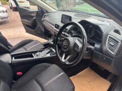 2018 MAZDA MAZDA3 2.0 SKYACTIV-G SPORT NAV HATCHBACK — photo 9