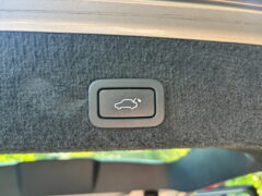 2015 VOLVO V70 2.0 D4 SE LUX ESTATE — photo 14