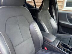2018 VOLVO XC40 2.0 D3 R-DESIGN SUV — photo 16