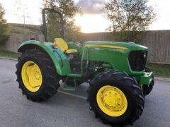 John Deere 5055E tractor — photo 3