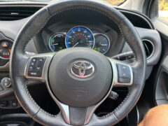 2017 TOYOTA YARIS 1.5 VVT-H ICON HATCHBACK — photo 17