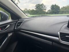2018 MAZDA MAZDA3 2.0 SKYACTIV-G SPORT NAV HATCHBACK — photo 18