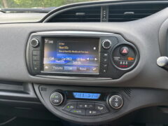 2017 TOYOTA YARIS 1.5 VVT-H ICON HATCHBACK — photo 18