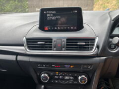 2017 MAZDA MAZDA3 2.0 SKYACTIV-G SPORT NAV HATCHBACK — photo 19