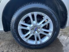VOLVO XC60 2.4 D4 SE LUX NAV SUV 5DR DIESEL AUTO AWD EURO 6 — photo 23