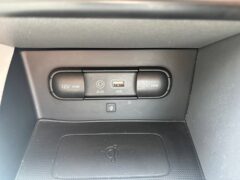 2017 KIA NIRO 1.6H GDI FIRST EDITION SUV — photo 32