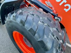 KUBOTA R085 PIVOT STEER WHEELED LOADING SHOVEL — photo 17